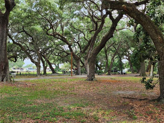 5654 ARROWHEAD DRIVE, Zephyrhills, FL 33542