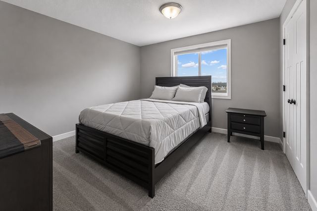 9614 198th Street W, Lakeville, MN 55044