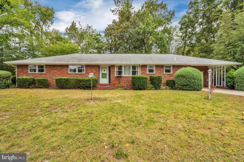 601 JACOBS ST, Hammonton, NJ 08037