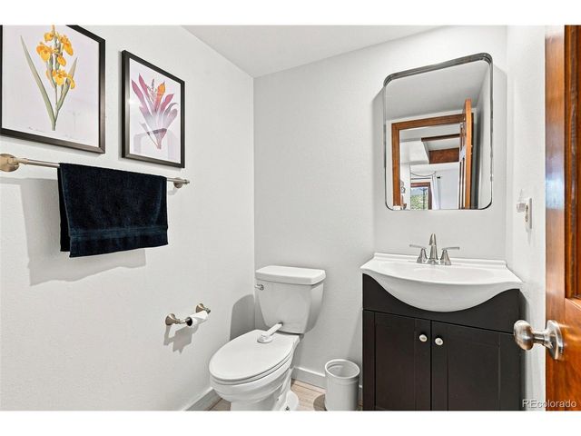8009 S Niagara Way, Englewood, CO 80112