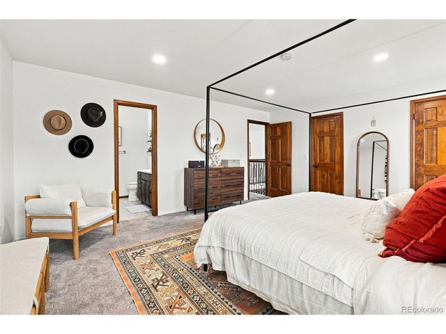 8009 S Niagara Way, Englewood, CO 80112