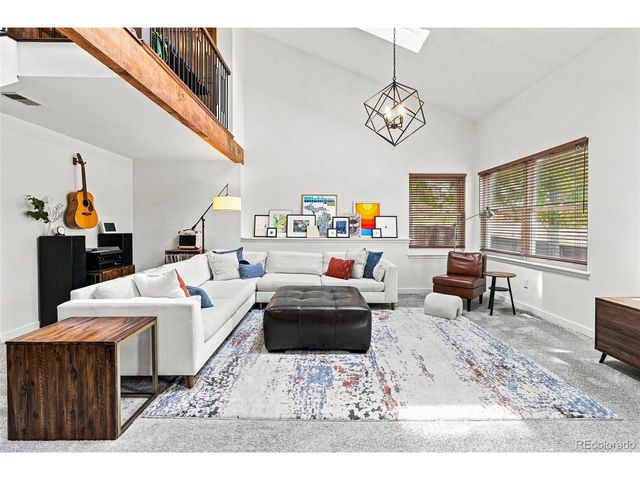 8009 S Niagara Way, Englewood, CO 80112