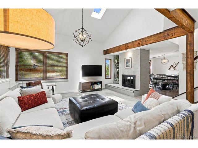 8009 S Niagara Way, Englewood, CO 80112