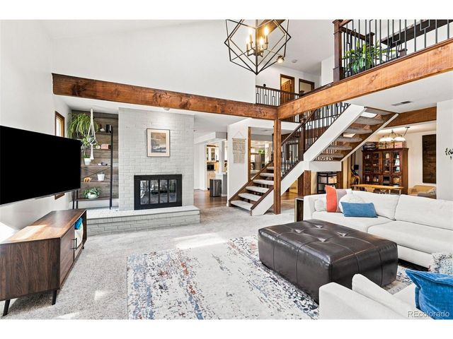 8009 S Niagara Way, Englewood, CO 80112