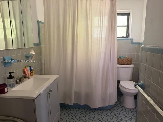 2 NE 110th St, Miami Shores, FL 33161