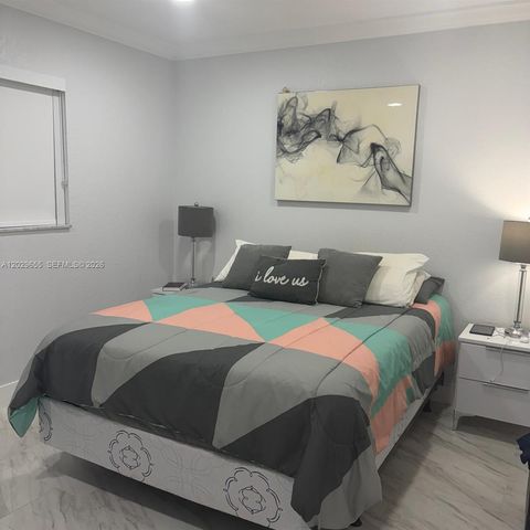 1100 HILLCREST COURT 111, Hollywood, FL 33021