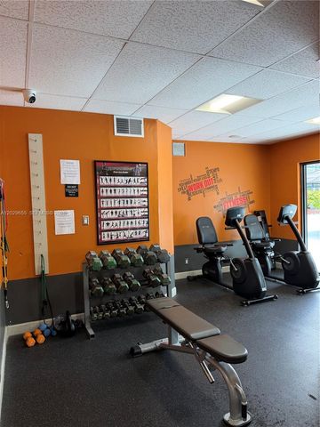1100 HILLCREST COURT 111, Hollywood, FL 33021