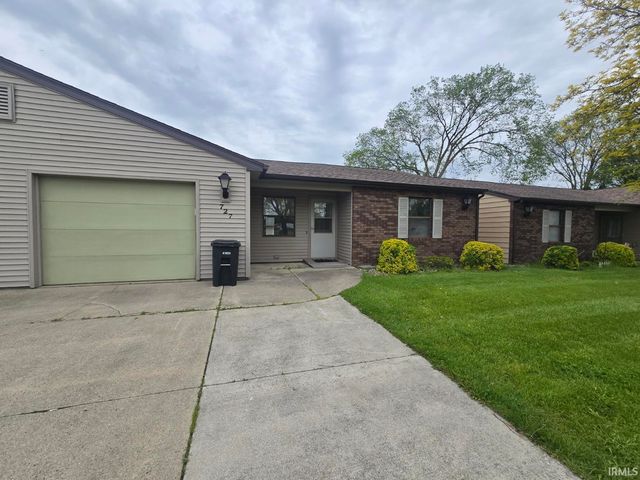 727 Riley Road, Kendallville, IN 46755