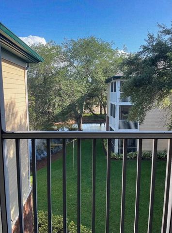 10024 STRAFFORD OAK COURT 824, Tampa, FL 33624