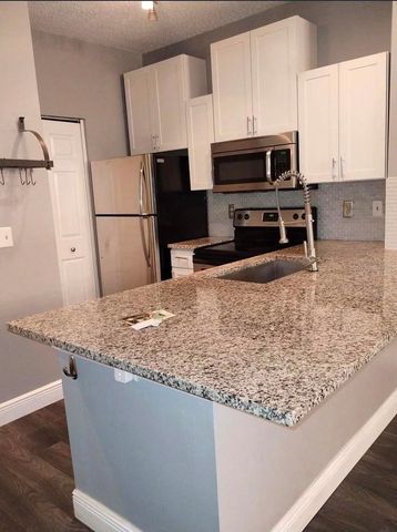 10024 STRAFFORD OAK COURT 824, Tampa, FL 33624