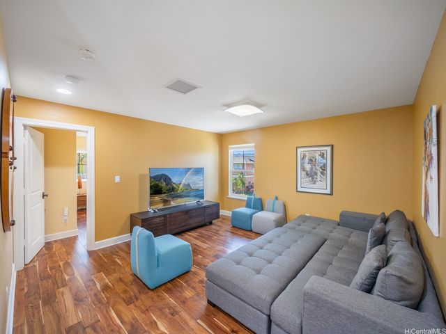 91-1316 Kaiokia Street, Ewa Beach, HI 96706