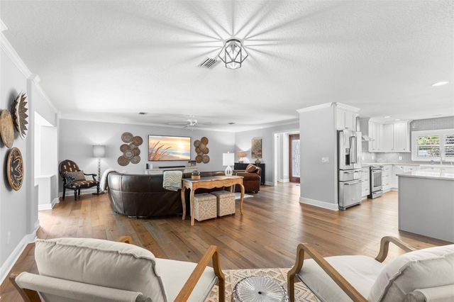 11 BIRDIE LANE, Palm Harbor, FL 34683