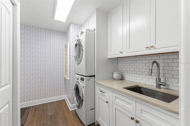 11 BIRDIE LANE, Palm Harbor, FL 34683