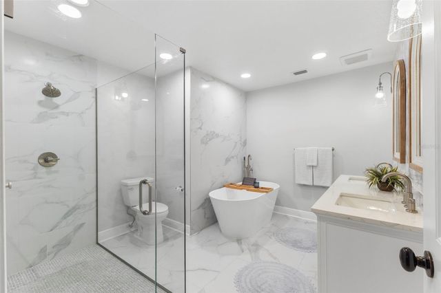 11 BIRDIE LANE, Palm Harbor, FL 34683