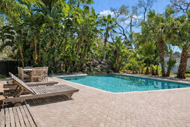 11 BIRDIE LANE, Palm Harbor, FL 34683