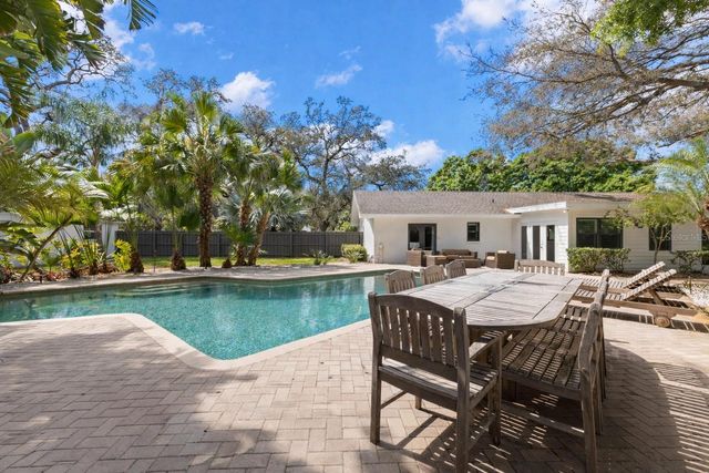 11 BIRDIE LANE, Palm Harbor, FL 34683