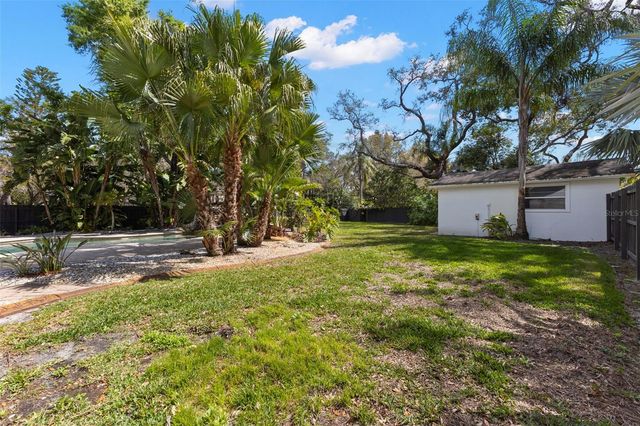 11 BIRDIE LANE, Palm Harbor, FL 34683