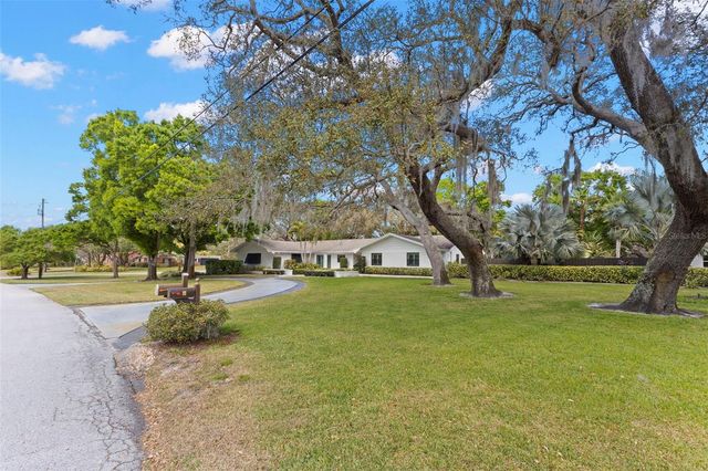 11 BIRDIE LANE, Palm Harbor, FL 34683