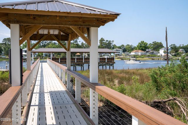 3288 Beach Cove Lane, Southport, NC 28461