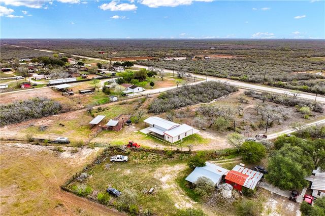 6802 CR 103, San Diego, TX 78384