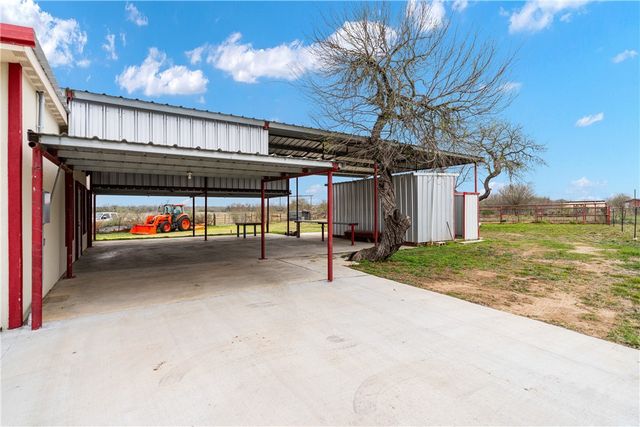 6802 CR 103, San Diego, TX 78384