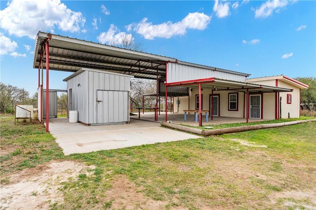 6802 CR 103, San Diego, TX 78384