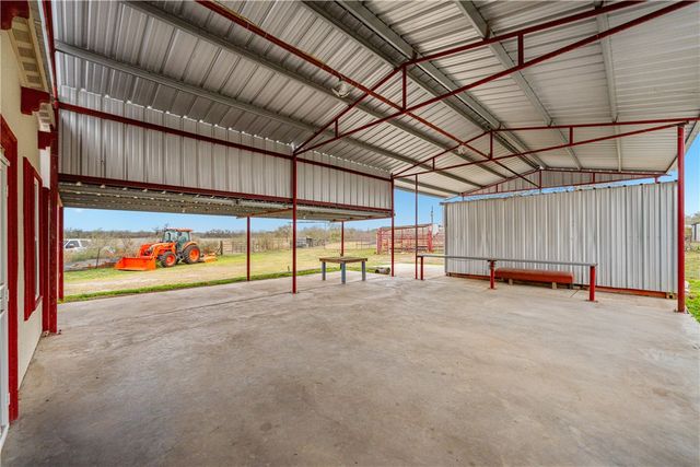 6802 CR 103, San Diego, TX 78384