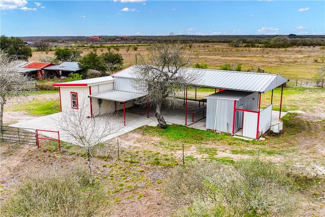 6802 CR 103, San Diego, TX 78384