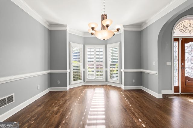 1043 Towne Lake Hills East, Woodstock, GA 30189