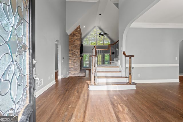 1043 Towne Lake Hills East, Woodstock, GA 30189