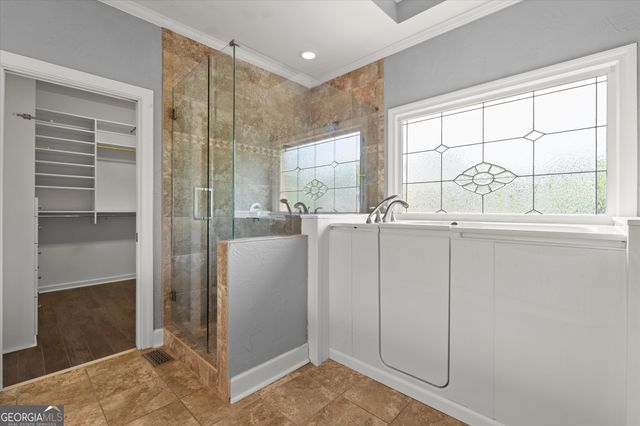 1043 Towne Lake Hills East, Woodstock, GA 30189