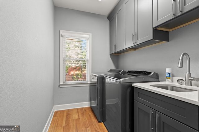 1043 Towne Lake Hills East, Woodstock, GA 30189