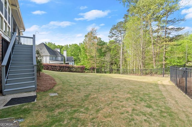 1043 Towne Lake Hills East, Woodstock, GA 30189