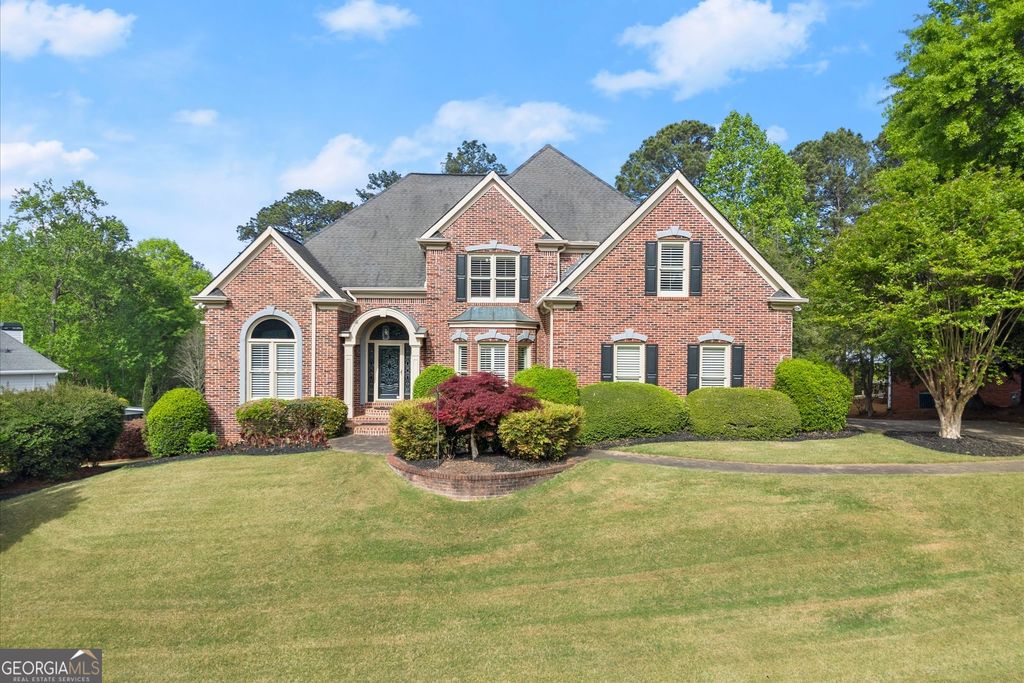 1043 Towne Lake Hills East, Woodstock, GA 30189