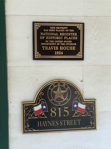 815 Haynes Street, Denton, TX 76201