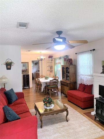 815 Haynes Street, Denton, TX 76201