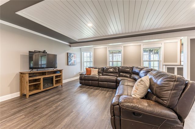 6594 Bradhurst Street, Victor, NY 14564