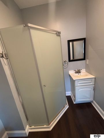 606 W 10th Street, Fremont, NE 68025