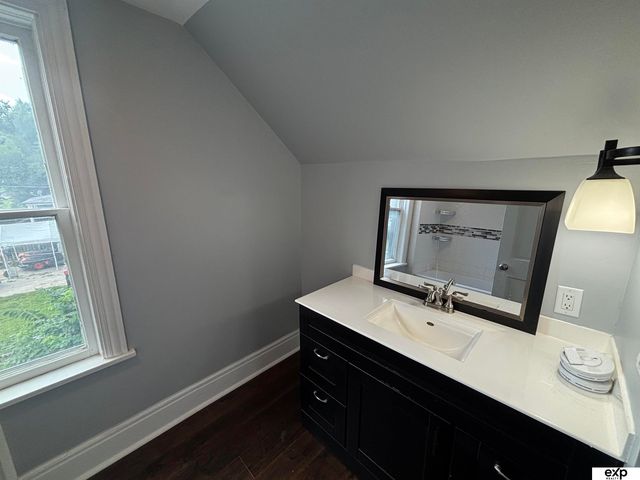 606 W 10th Street, Fremont, NE 68025