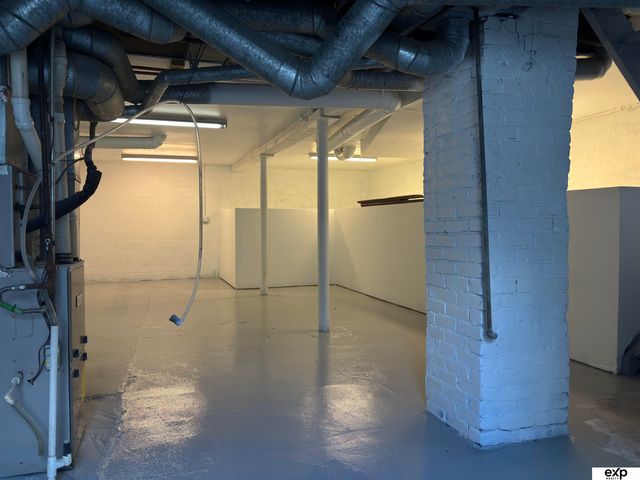 606 W 10th Street, Fremont, NE 68025