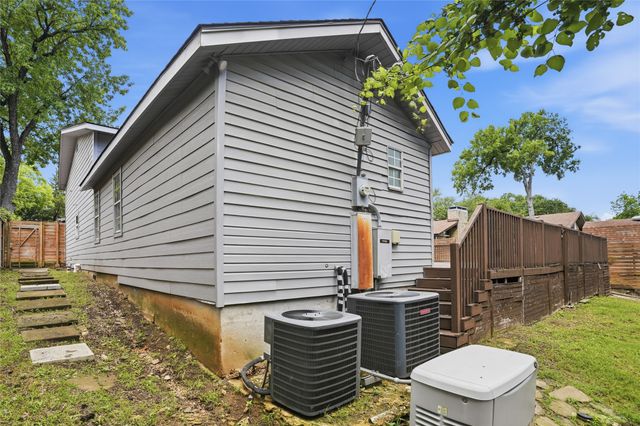 7248 Walling Lane, Dallas, TX 75231