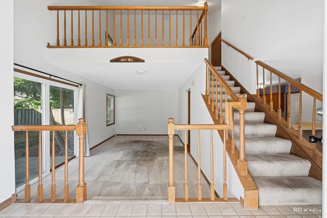 2S726 Timber Drive, Warrenville, IL 60555