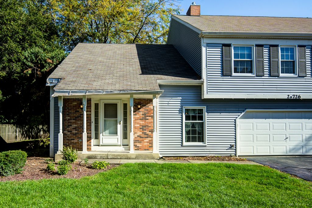 2S726 Timber Drive, Warrenville, IL 60555 — photo 2