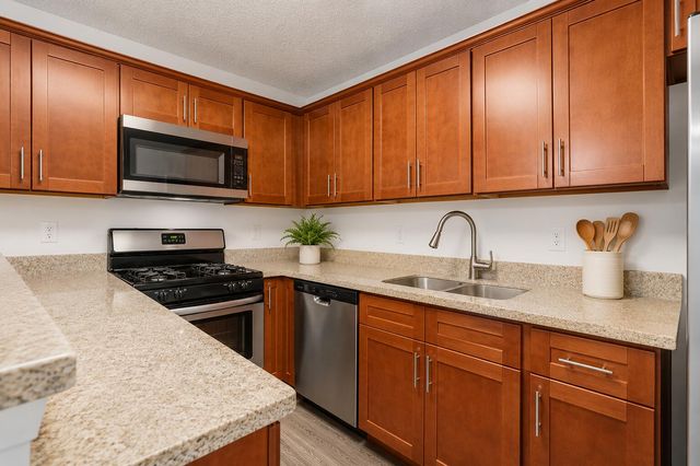 2333 Waterside Drive, Lake Worth, FL 33461