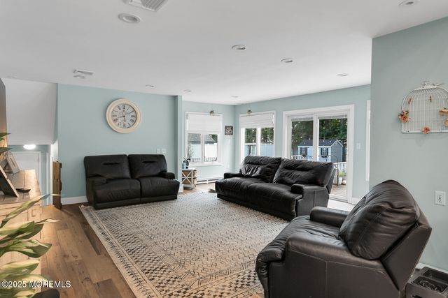 26 Herb Road, Middletown, NJ 07748