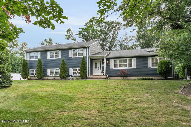 26 Herb Road, Middletown, NJ 07748