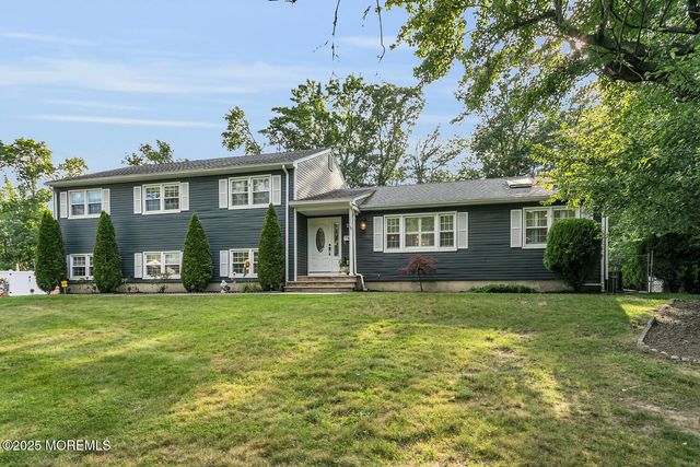 26 Herb Road, Middletown, NJ 07748