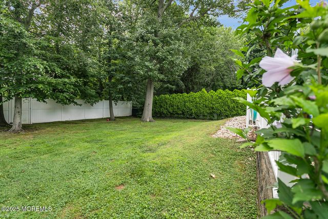 26 Herb Road, Middletown, NJ 07748