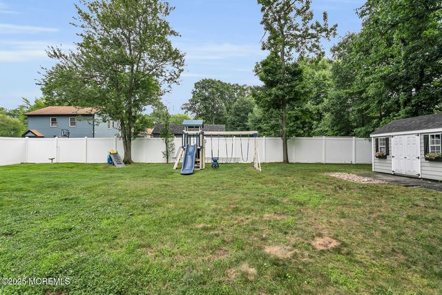 26 Herb Road, Middletown, NJ 07748