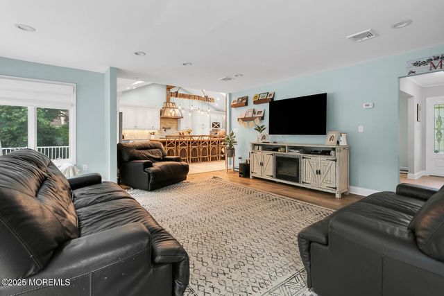 26 Herb Road, Middletown, NJ 07748